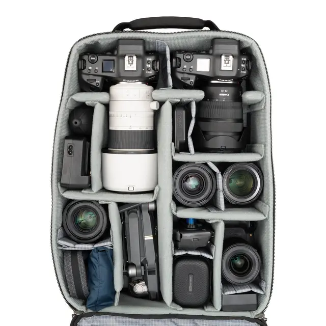 Think Tank Airport Accelerator Backpack 41L. Black 