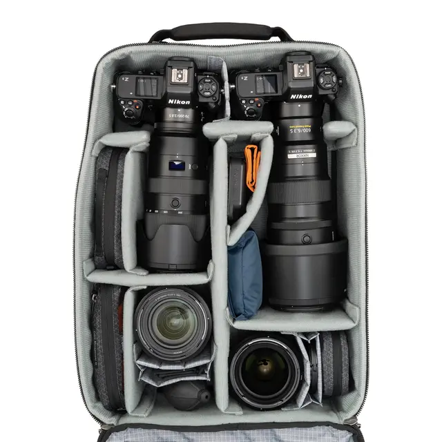 Think Tank Airport Accelerator Backpack 41L. Black 
