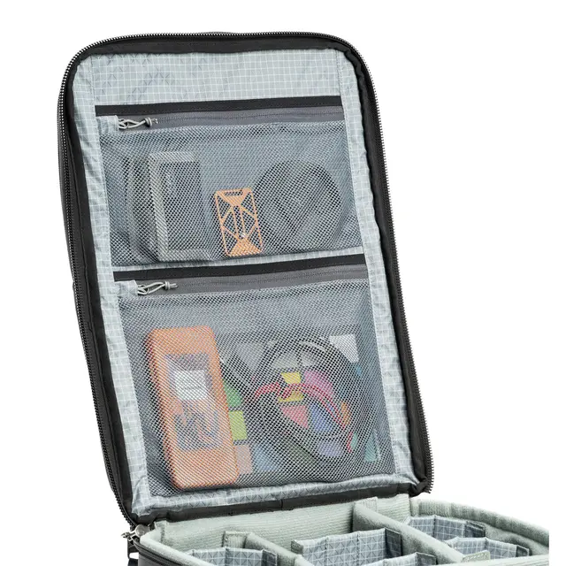 Think Tank Airport Accelerator Backpack 41L. Black 