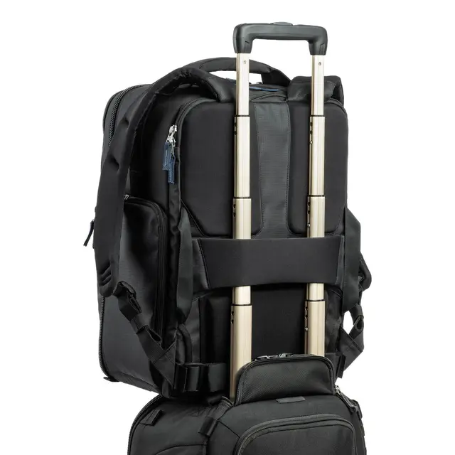 Think Tank Airport Accelerator Backpack 41L. Black 