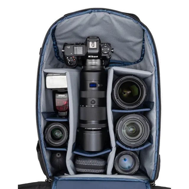 Think Tank DarkLight Backpack 25L Black 25L. Sort. 16" Laptop 