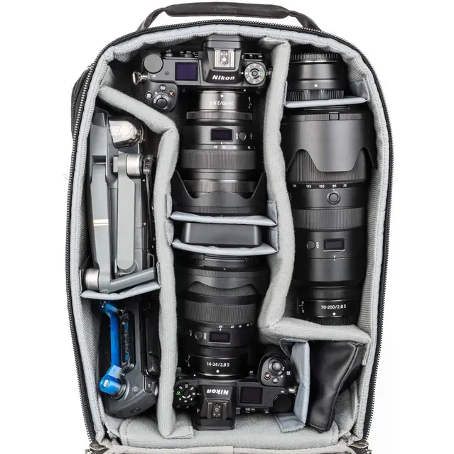 Think Tank Essentials Convertible Rolling Backpack. Trillekoffert + 