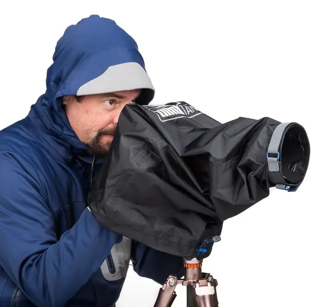 Think Tank Emergency Rain Cover - Medium Passer kamera m/grep + 70-200/2,8 