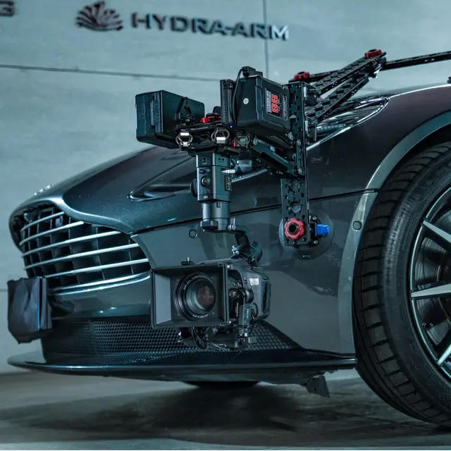 Tilta Hydra Alien Car Mounting System V-Mount 