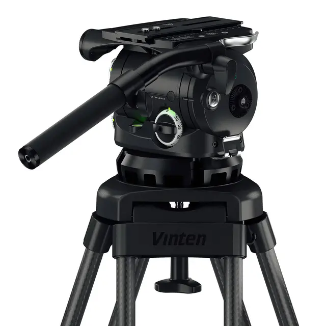 Vinten 3880-3 Two-Stage Aluminum Tripod Versine 360 Fluid Head + Ground Spreader 