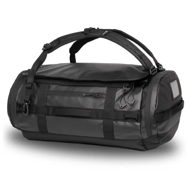 WANDRD Carryall Duffel 40L Black 40L. 