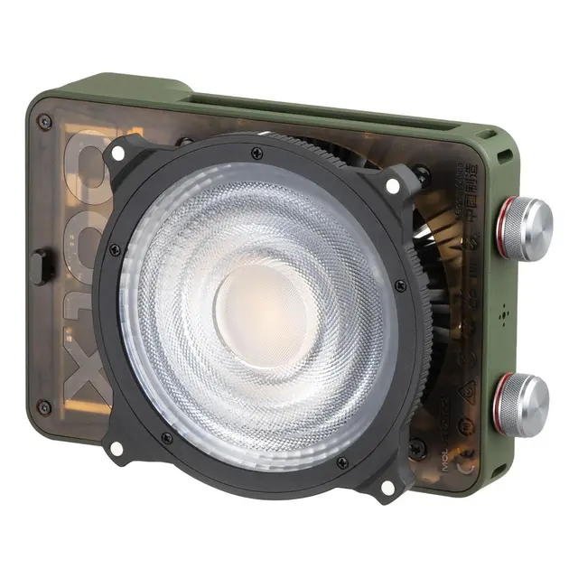 Zhiyun Molus LED X100RGB Pro COB Light 100W. 2700-10000K 