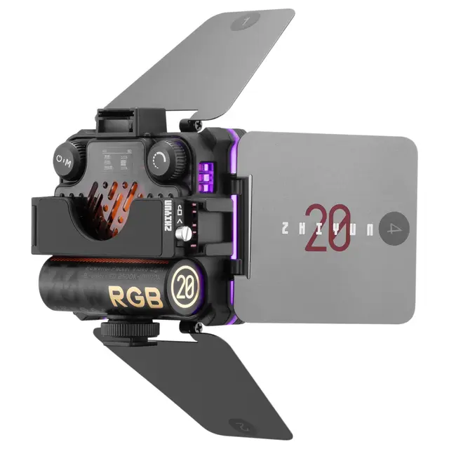 Zhiyun Fiveray M20C RGB Combo Pocket KIT Pocket Light 20W LED lys Låvedør/Grid 