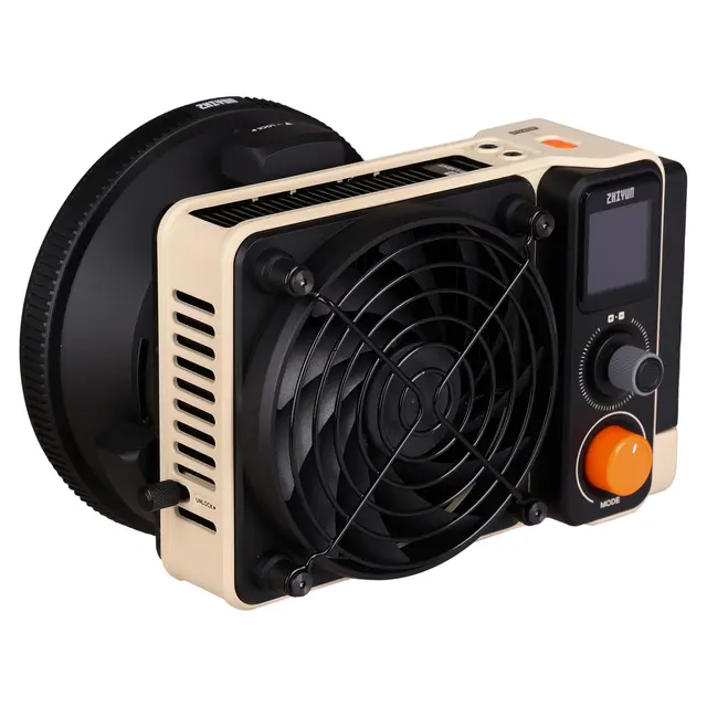 Zhiyun Molus X200 RGB COB Light 200W. 2700-10000K. 