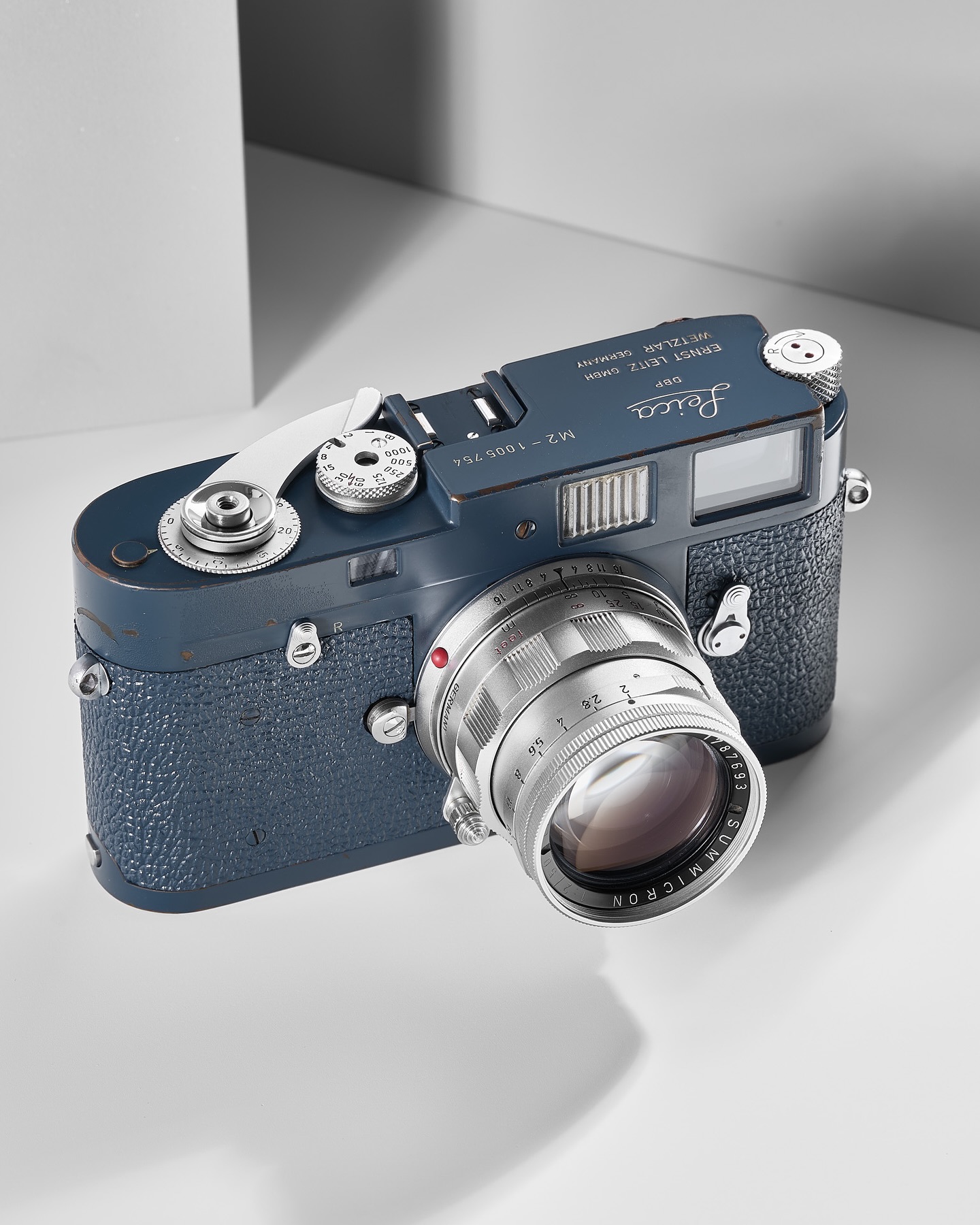Leica M2 gray